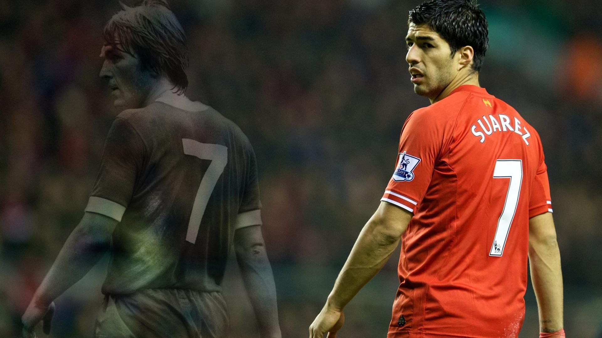 全黑队的攻防速度与转化为其赢得橄榄球比赛奠定基础，全黑队服